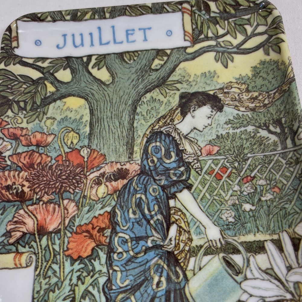 Decorative Crafts Woman in Garden July Juillet Melamine Trinket Dish Italy - Picture 2 of 5